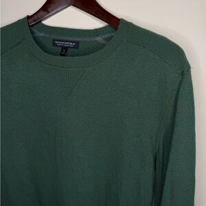 Banana Republic Forrest Green Merino Wool Crewneck Sweater. Italian Yarn.Men’s M